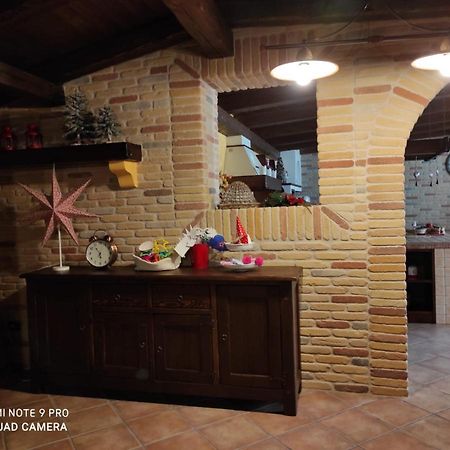 La Taverna Di Lulu Arnesano Luaran gambar